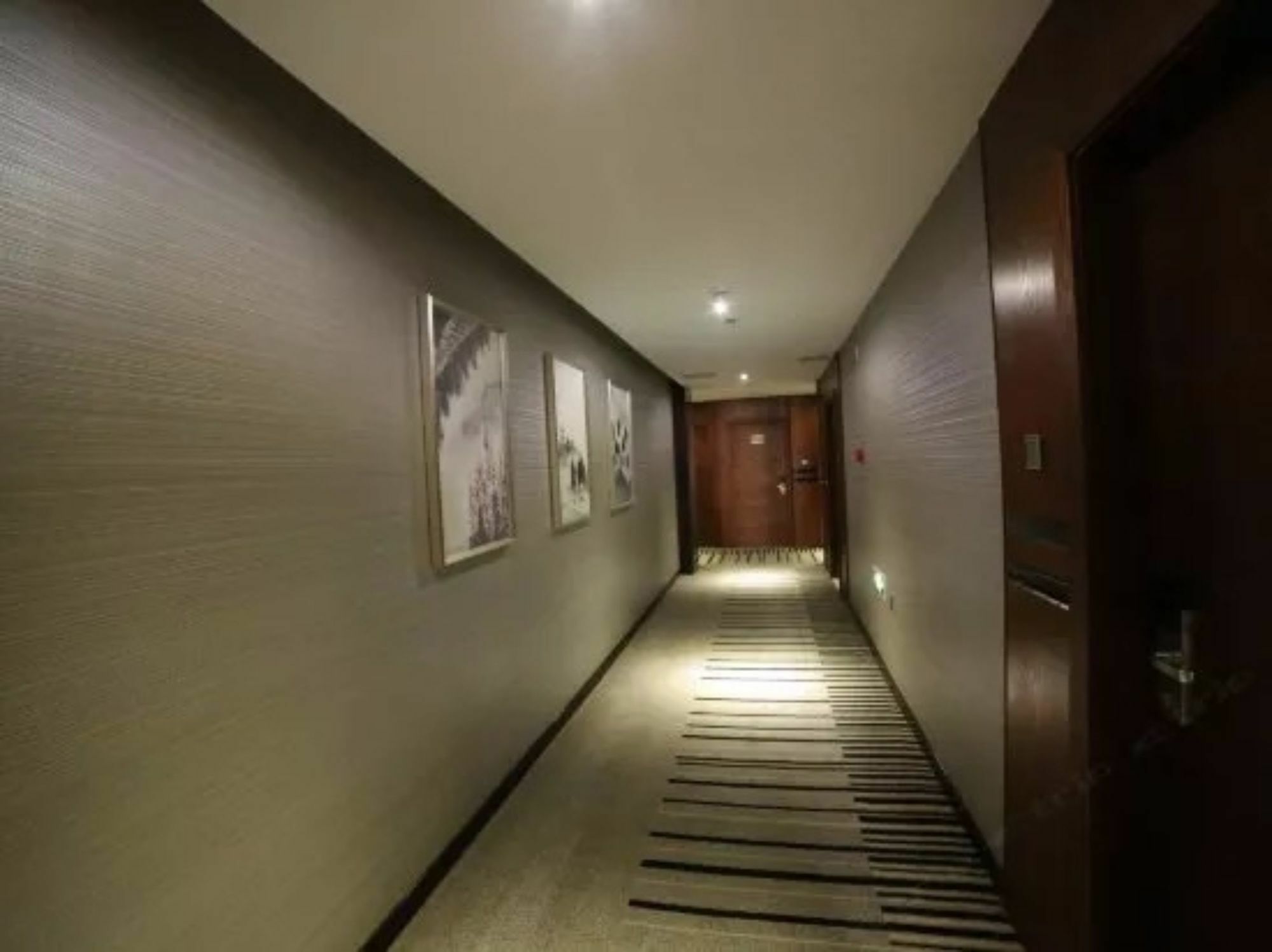 Days Inn Hotspring Сямынь Экстерьер фото